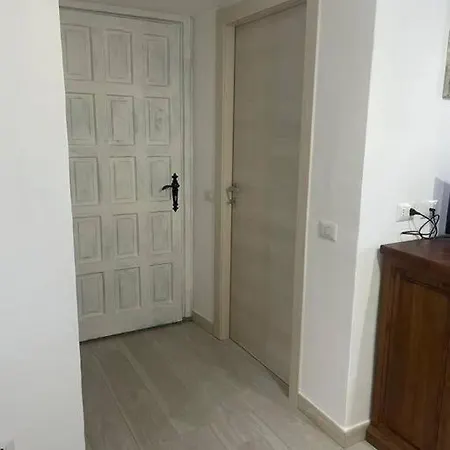 La Casa Al Mare Da Franca Apartament